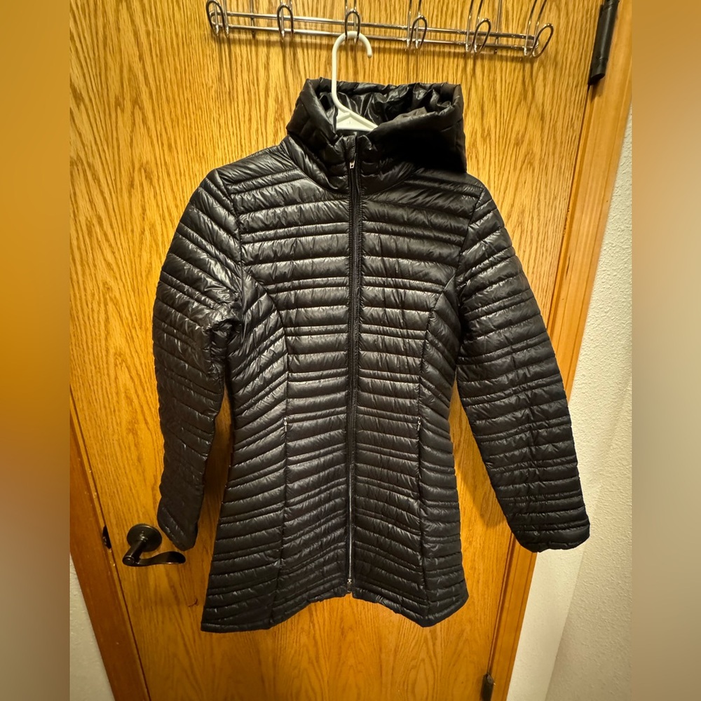 Women's Patagonia Black Puffer Jacket
